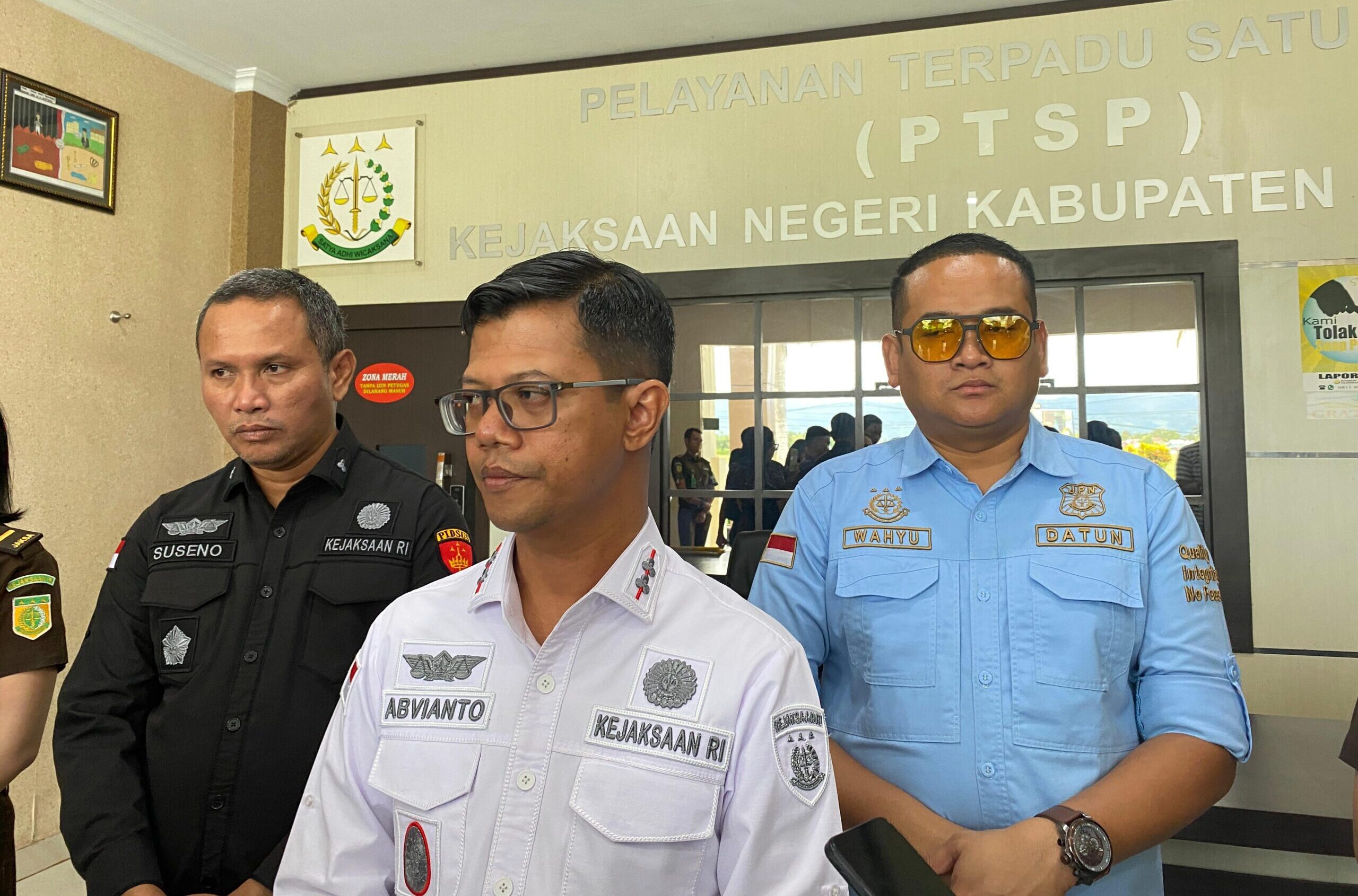 Tim Kejaksaan Negeri Kabupaten Gorontalo kembali menetapkan tiga orang tersangka baru, foto/Ist