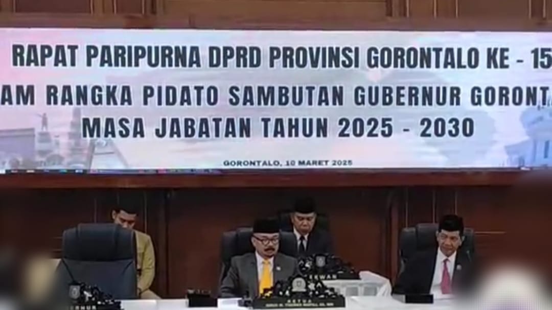 Ketua DPRD, Thomas Mopili yang tengah memimpin rapat paripurna, Pidato Gubernur terpilih, Gusnar Ismail, foto/Ist
