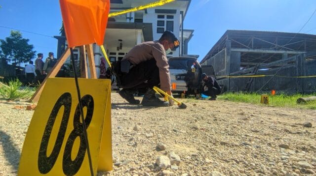 Polisi tengah melakukan olah TKP, foto/aiimnews.com
