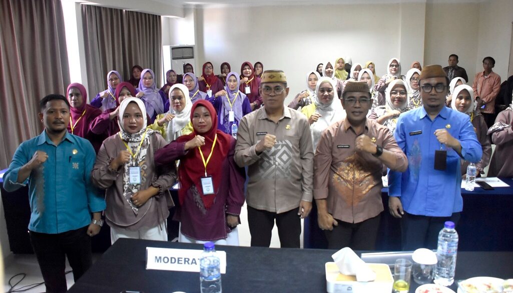 Sekretaris Daerah Kabupaten Bone Bolango, Iwan Mustapa menghadiri sekaligus membuka kegiatan Peningkatan Kapasitas Pengurus RDS, foto: F.AKP-Diskominfo