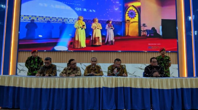 Pimpinan UMGO tengah melakukan Konferensi Pers terkait permasalah video Podcast oleh Dosen, foto/Herman Abdullah/aiimnews.com