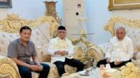 Suasana hangat Bupati dan Wakil Bupati Gorontalo bersama Gunawan di Rumah Dinas, foto/Ist