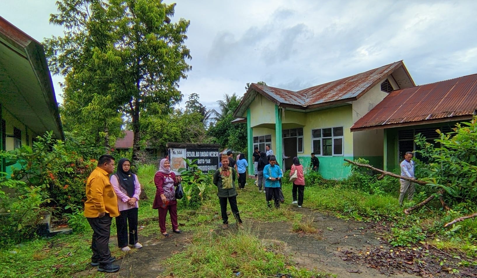 Pemerintah Daerah dan BAPAS Gorontalo tinjau lokasi layanan Kemasyarakatan satu pintu, foto/aiimnews.com/Herman Abdullah