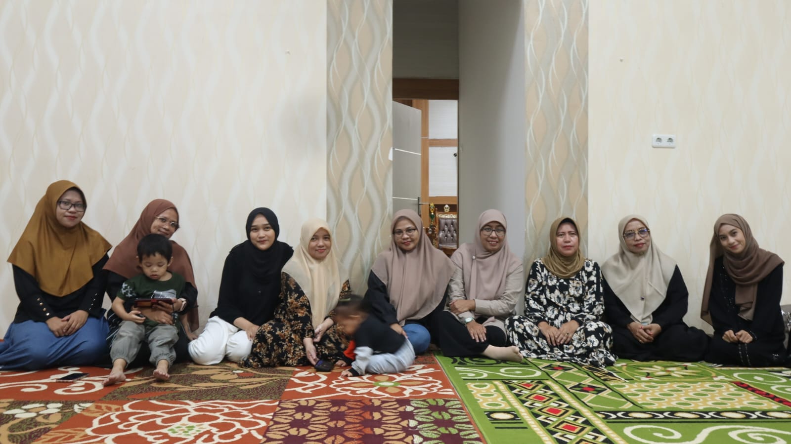 Suasana buka bersama dengan jajaran RS Boliyohuto, foto/tim humas RSB