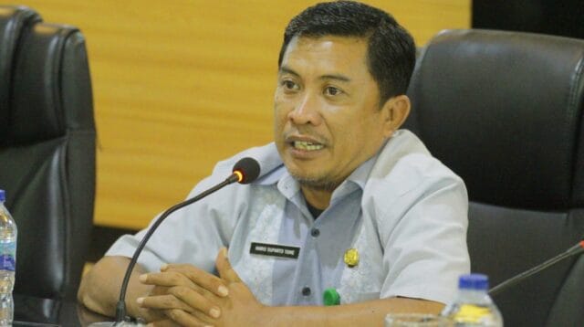 Asisten III sekaligus tim MPHD terhadap empat Camat Kabupaten Gorontalo, Haris Suparto Tome, foto/Istimewa