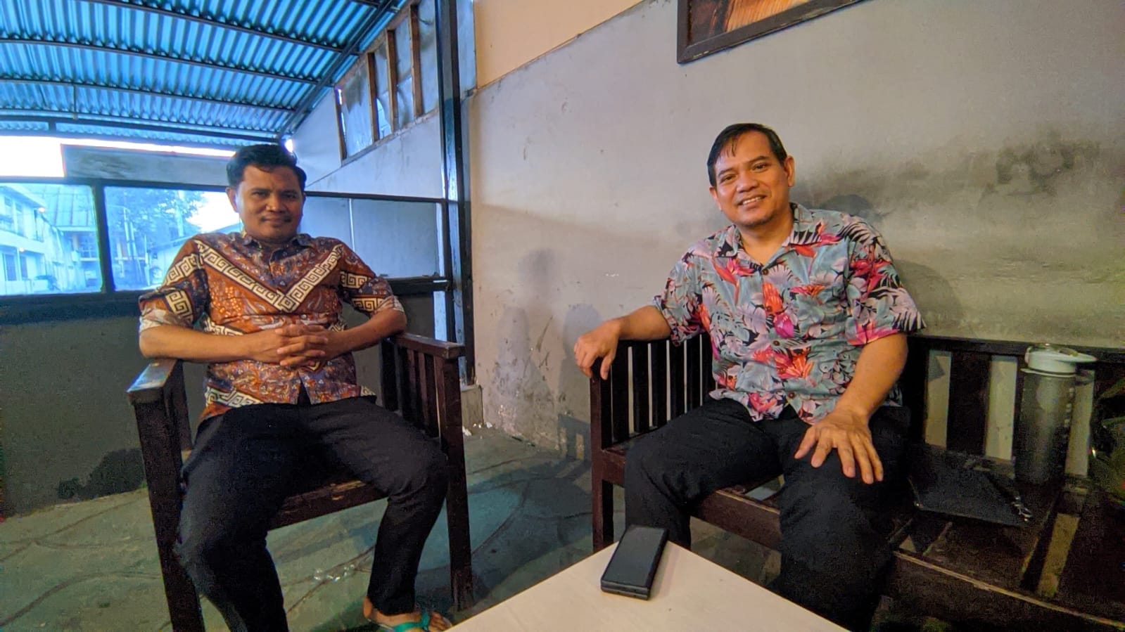 Pihak penanggung jawab gilingan padi King Rice saat diwawancarai media, foto/aiimnews.com