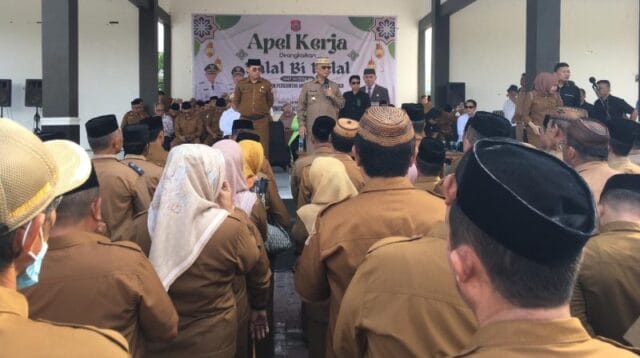 Jajaran Pemkab Bone Bolango menggelar halalbihalal dirangkaikan dengan apel kerja, foto/Istimews