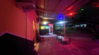 Salah satu tempat hiburan malam jenis karaoke yang diduga bebas beroperasi menjual minuman keras dan adanya perempuan malam, foto/aiimnews.com