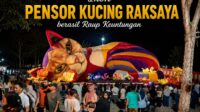 Wahana kucing raksasa berhasil menghipnotis pengunjung dan raup keuntungan besar, foto/aiimnews.com