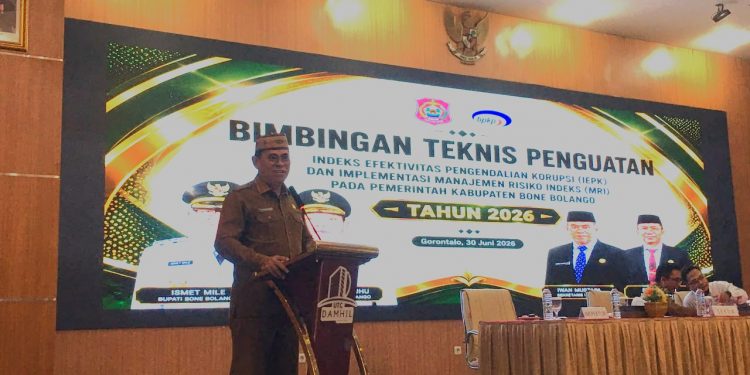 Sekretaris Daerah, Iwan Mustapa saat membuka Bimtek Penguatan Indeks Efektivitas Pengendalian Korupsi (IEPK) dan Implementasi Manajemen Risiko Indeks (MRI). Sumber Foto: Kominfo)