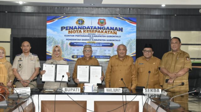 Penandatanganan nota kesepakatan tentang integrasi data pertanahan dan perpajakan daerah, foto/Istimewa