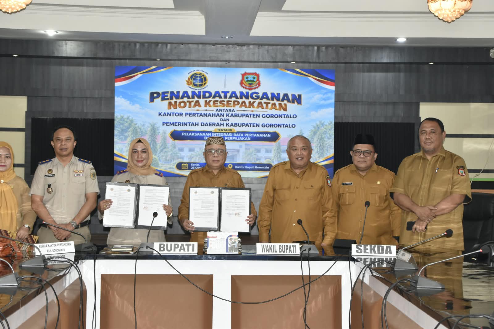 Penandatanganan nota kesepakatan tentang integrasi data pertanahan dan perpajakan daerah, foto/Istimewa