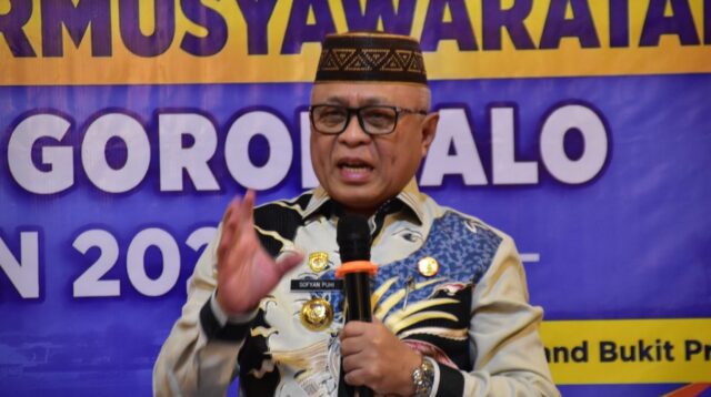 Bupati Sofyan saat membuka bimbingan teknis (bimtek) Peningkatan Kapasitas BPD se-Kabupaten Gorontalo Tahun 2026, foto/Istimewa